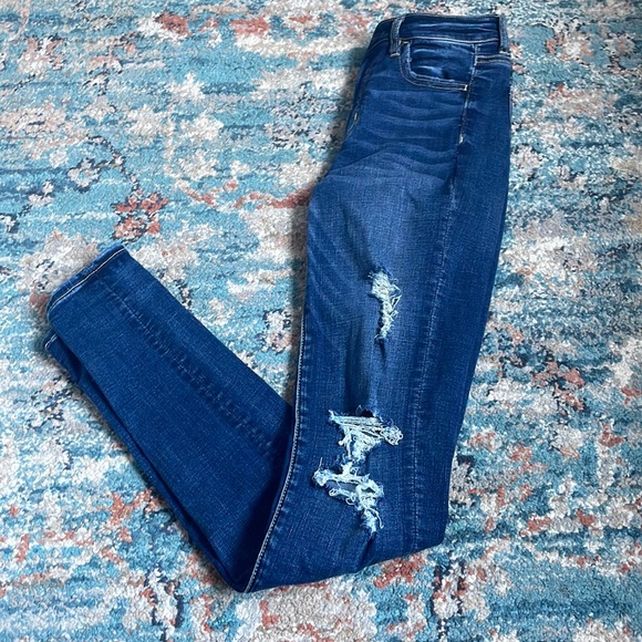 American Eagle Skinny Jeans Ripped Size 0 - Picture 1 of 2